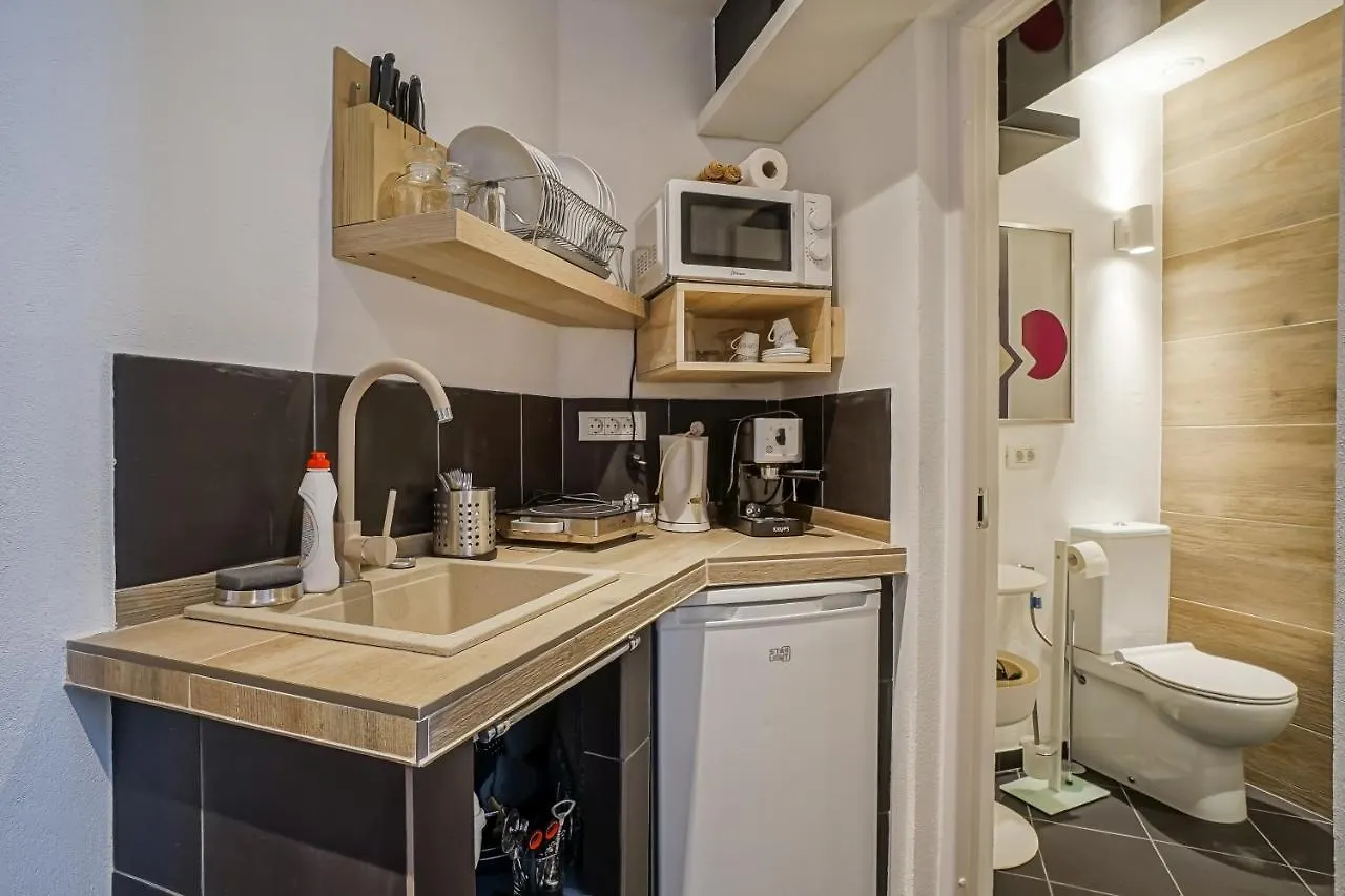 Central Apartment - Unirii Square - Victoriei Bucarest 0*,  Rumanía