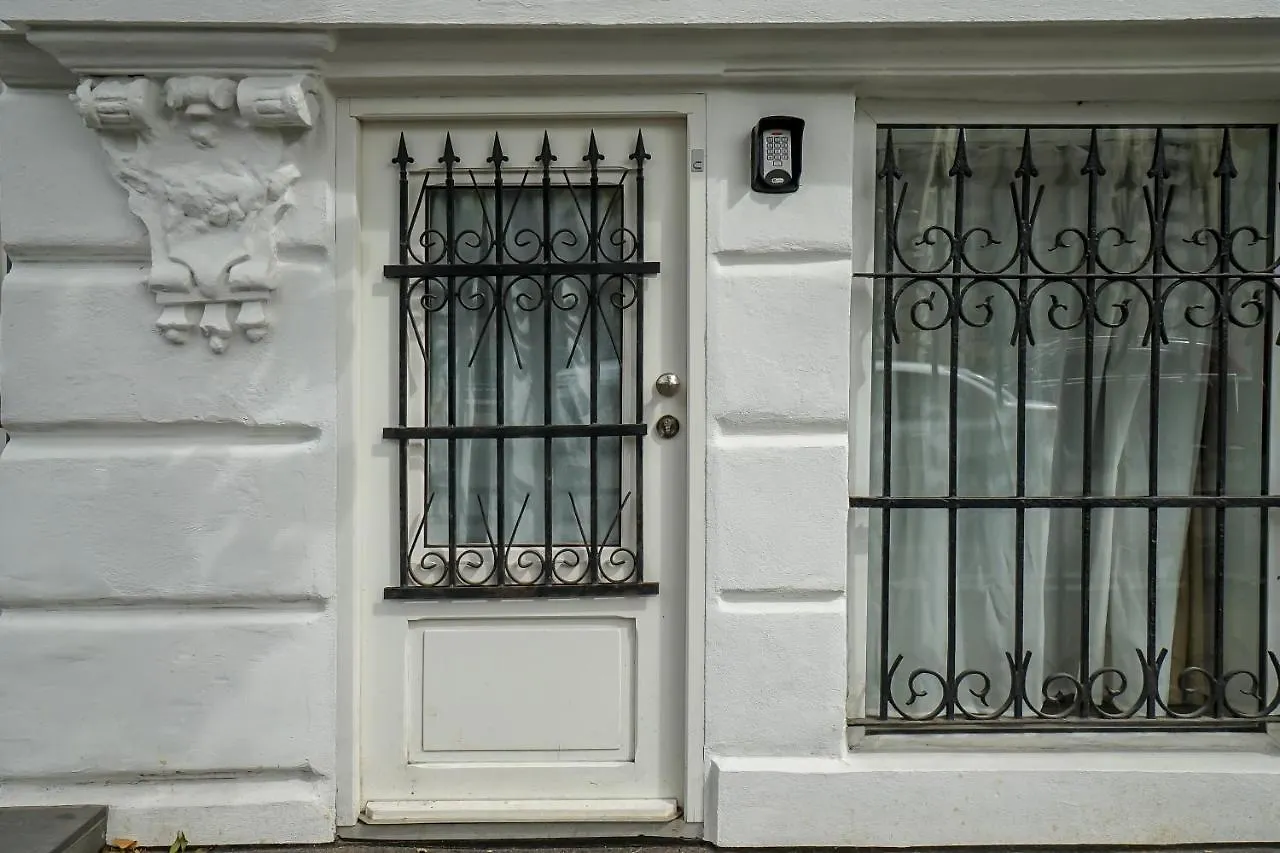 Central Apartment - Unirii Square - Victoriei Bucarest