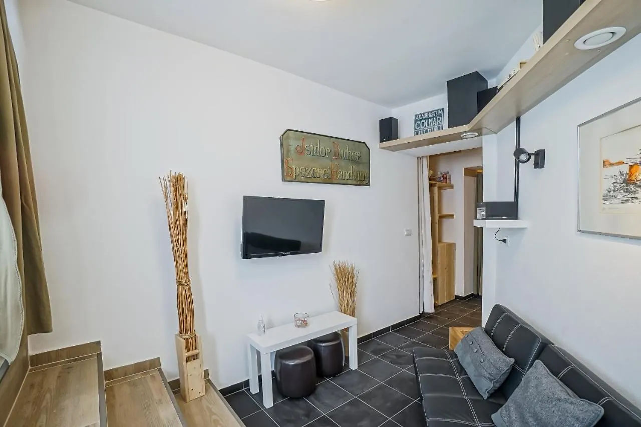 Central Apartment - Unirii Square - Victoriei Bucharest
